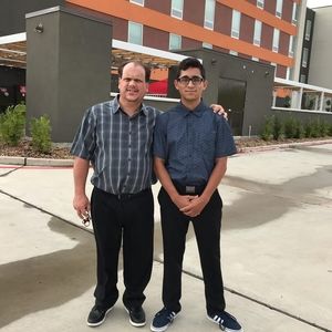 Meet your Posher, Robert